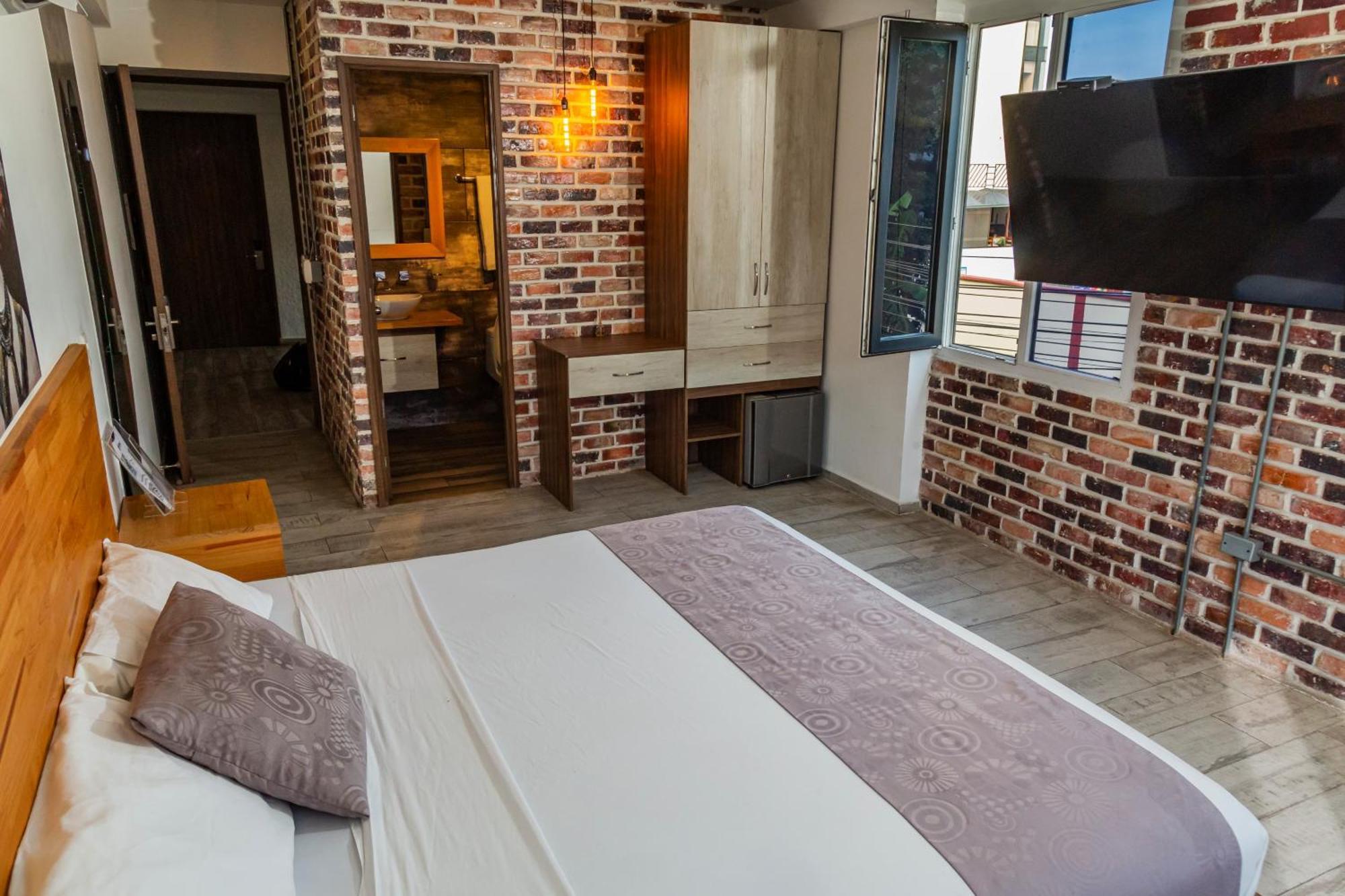 Casa Del Sol Hotel Вилавиченцио Екстериор снимка